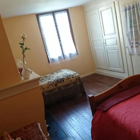 La Marcandine Holiday home